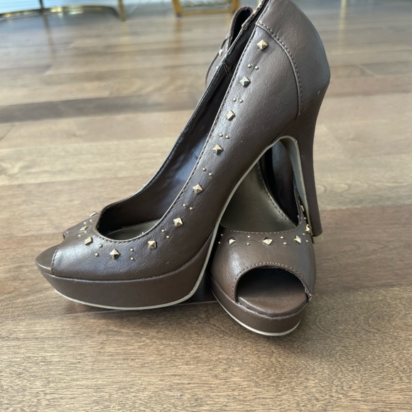 Fioni High Heels size 8 - Picture 3 of 4